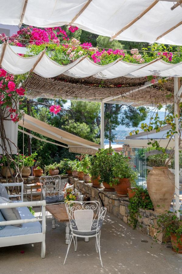 Odyssey Poros Town
